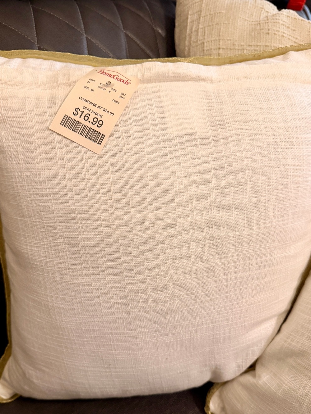 Set of 2 Boutique Cream Gold Beaded Throw Pillows 18x18 NWT Hidden Zipper Linen - Picture 3 of 7